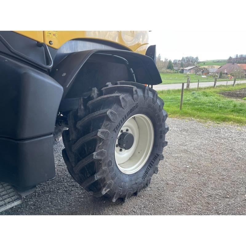 New Holland FR 700 Forage harvesters