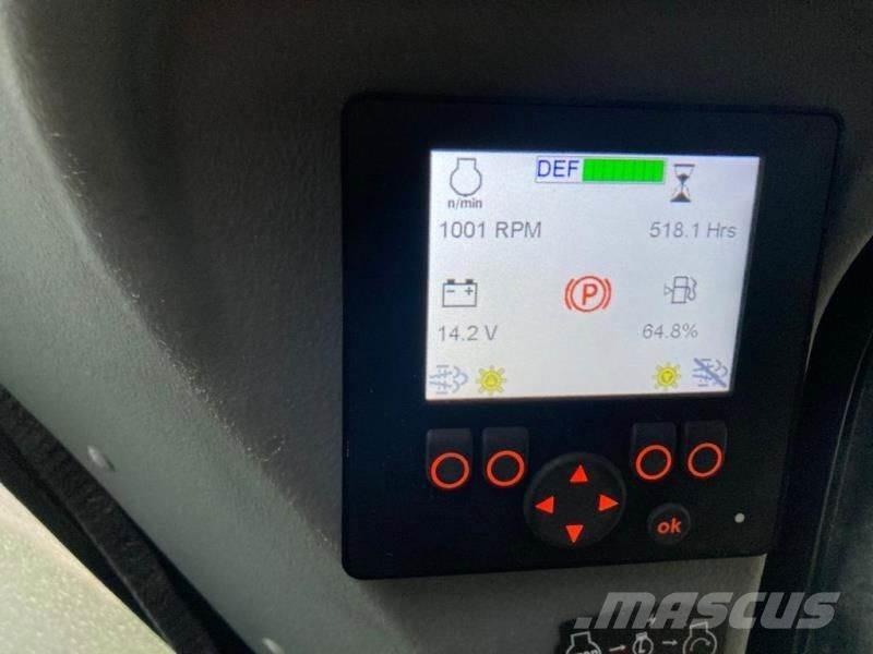 Gehl V420 Skid steer loaders