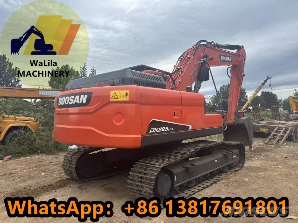 Doosan DX 225 Crawler excavators