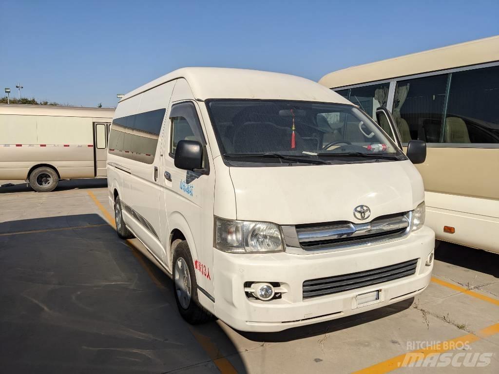 Toyota Hiace Intercity bus