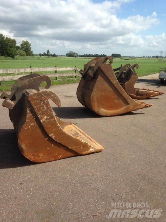  Diversen Buckets Demolition excavators