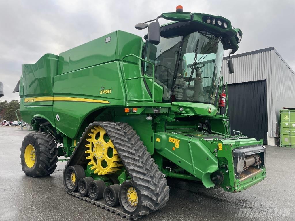 John Deere Tröska Combine harvesters