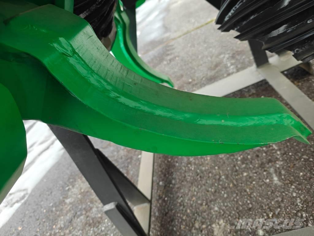 Lako 42 Harvester heads