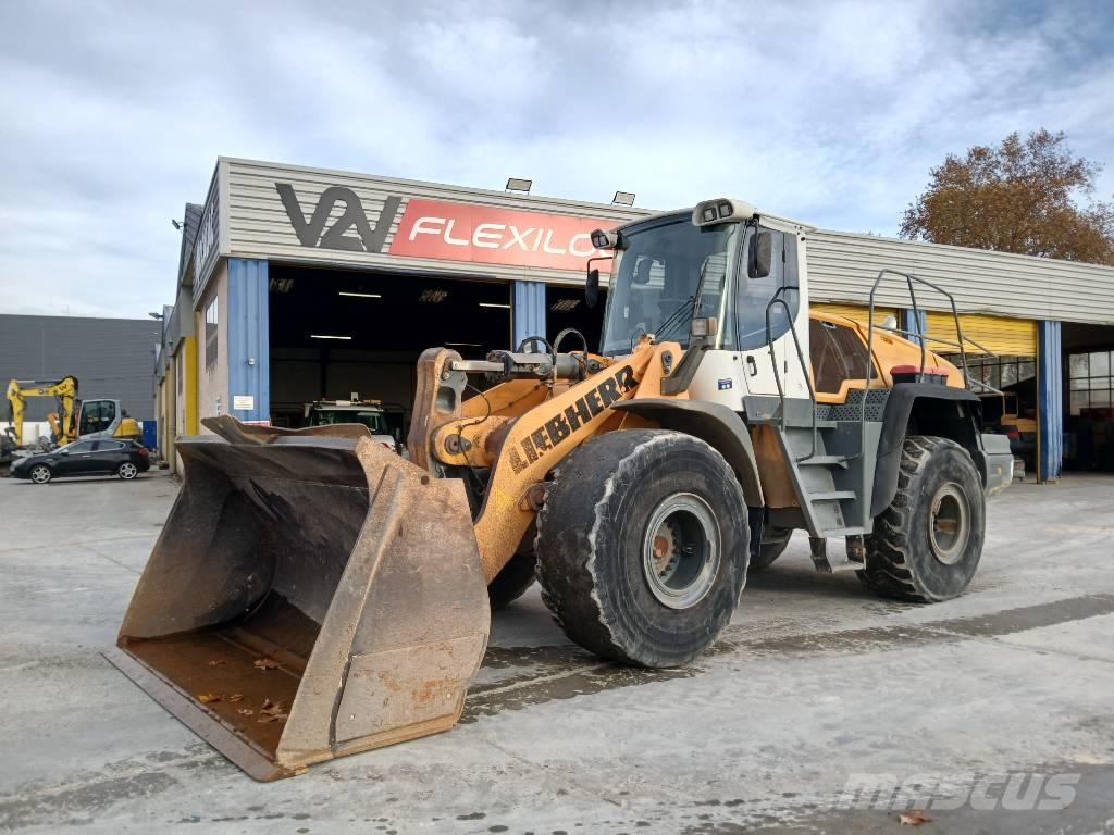 Liebherr L 566 Wheel loaders