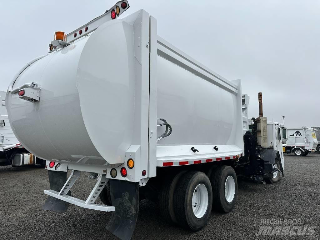 Mack LE Waste trucks