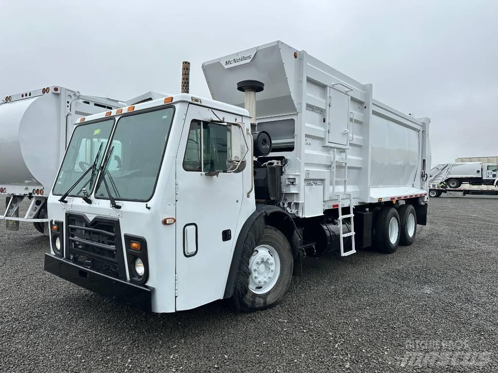 Mack LE Waste trucks