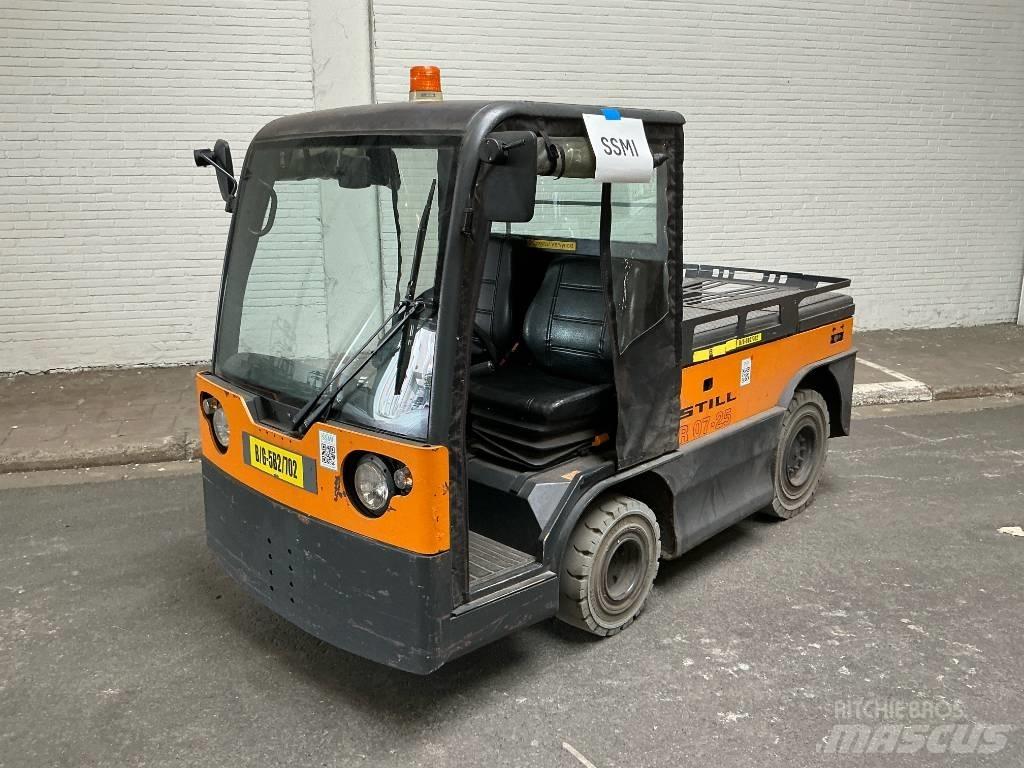 Still R 0725 Tow truck