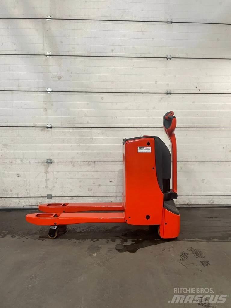 Linde T18 Low lifter