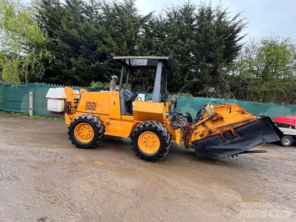 CASE 860 Turbo Trenchers