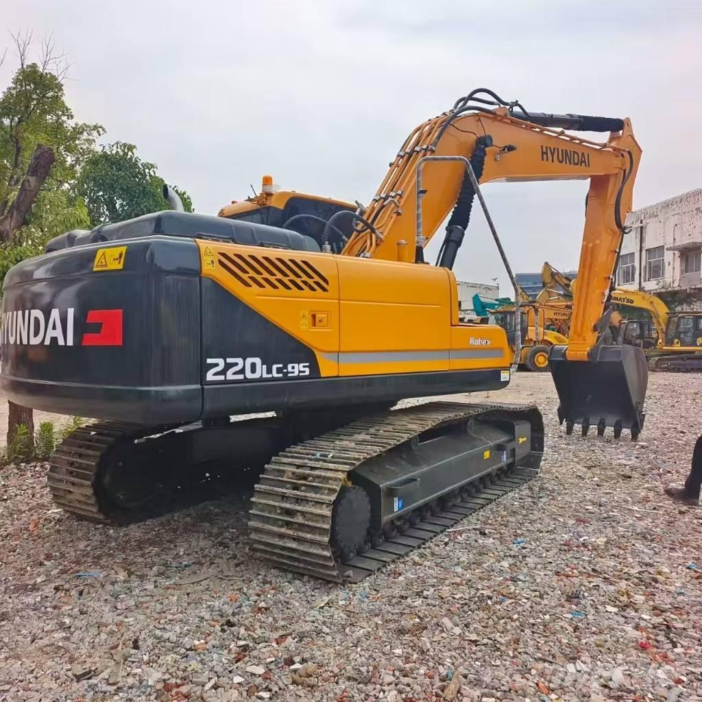 Hyundai 220 LC-9 Crawler excavators
