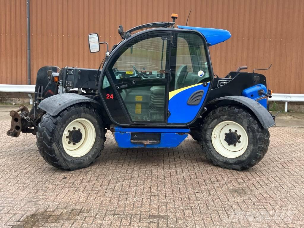 New Holland LM5040 Telehandlers