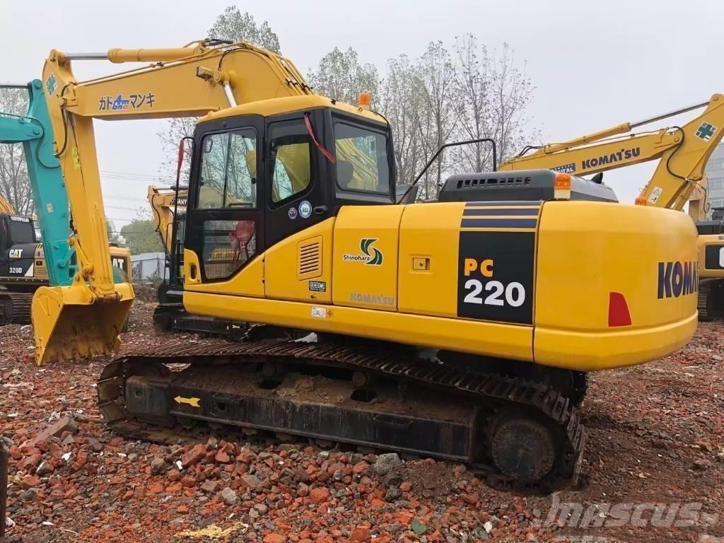 Komatsu PC 220-7 Crawler excavators