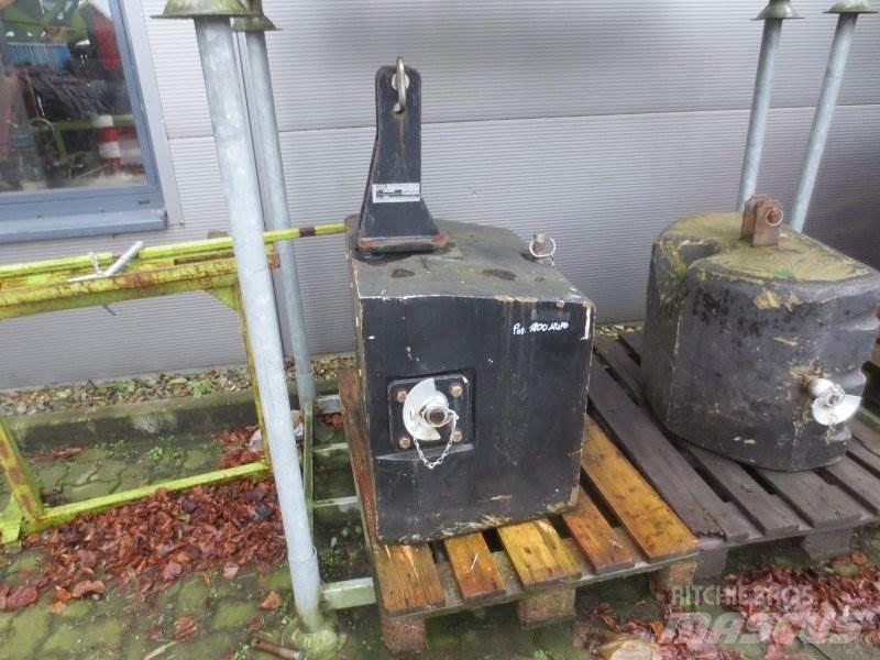 Saphir 1800kg MUFO Other tractor accessories