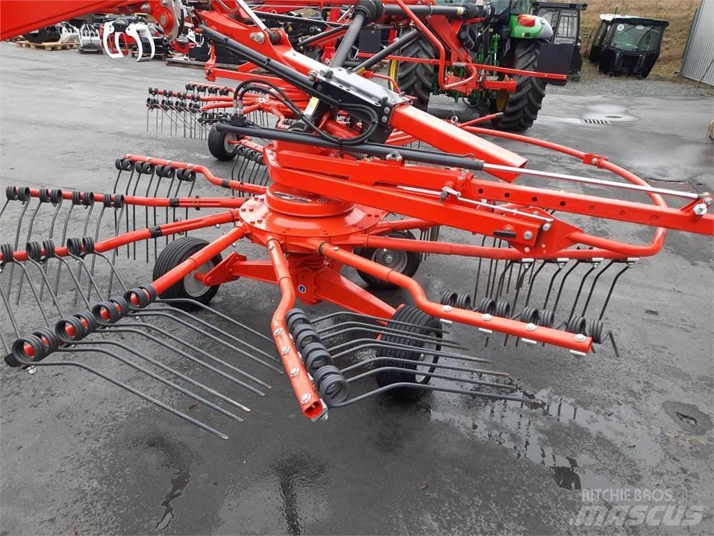 Kuhn GA 6930 Windrowers