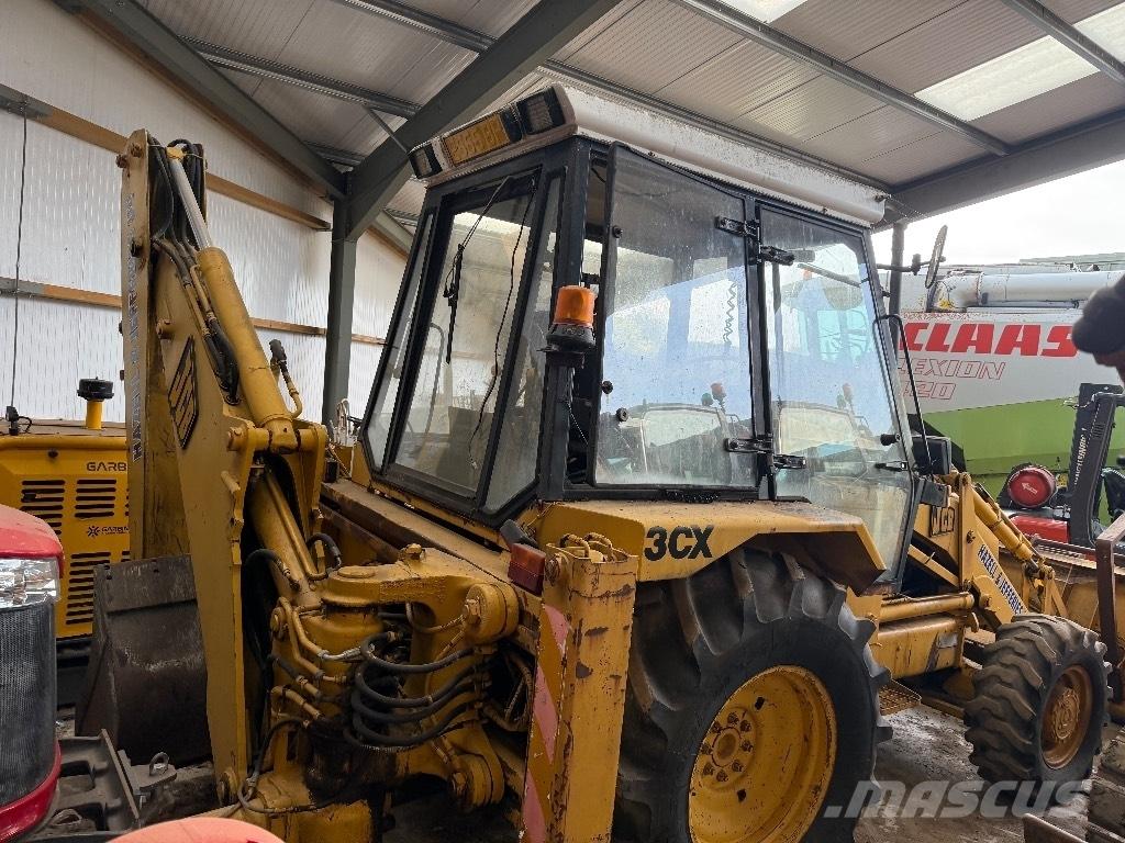 JCB 3 CX Backhoe