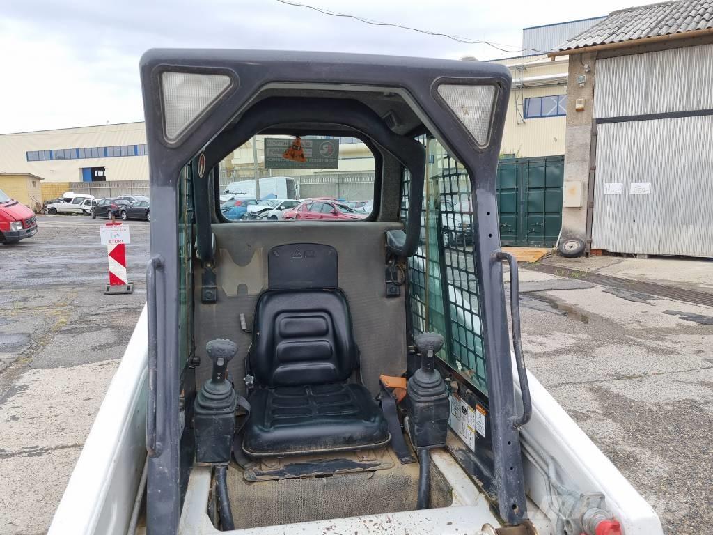 Bobcat S 100 Skid steer loaders