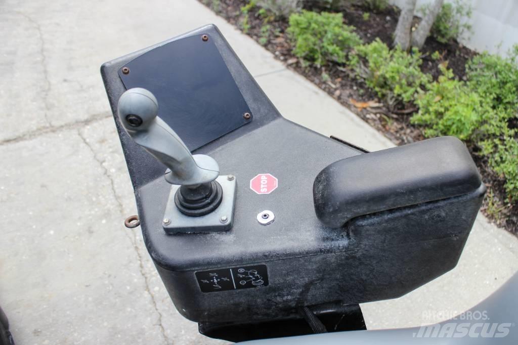 Ditch Witch JT20 Horizontal drilling rigs