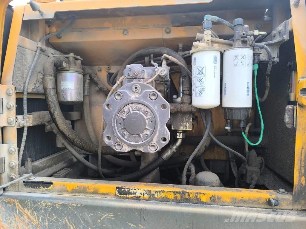 Volvo EC460CL Crawler excavators