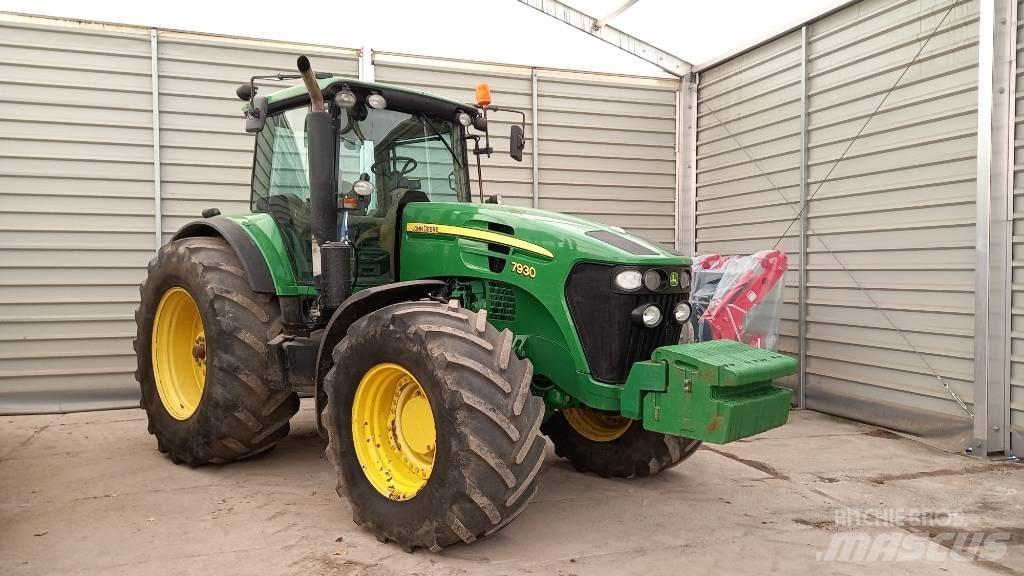 John Deere 7930 Tractors