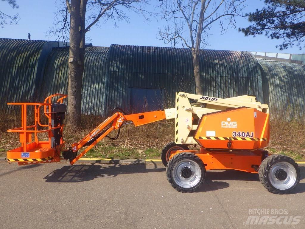 JLG 340AJ Articulated boom lifts