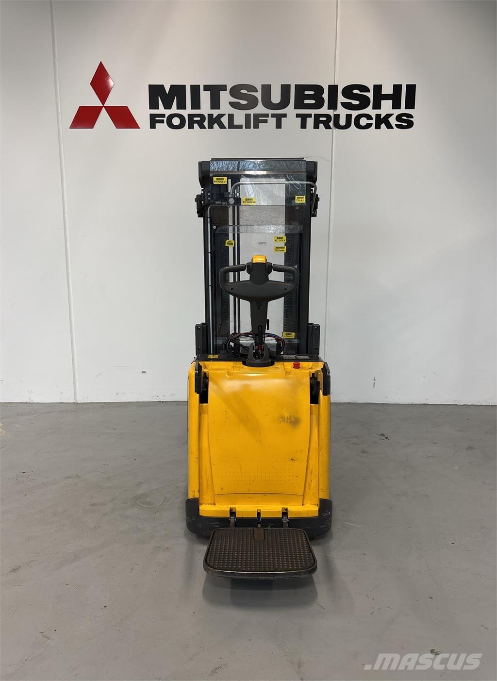 Atlet PSP160 Self propelled stackers