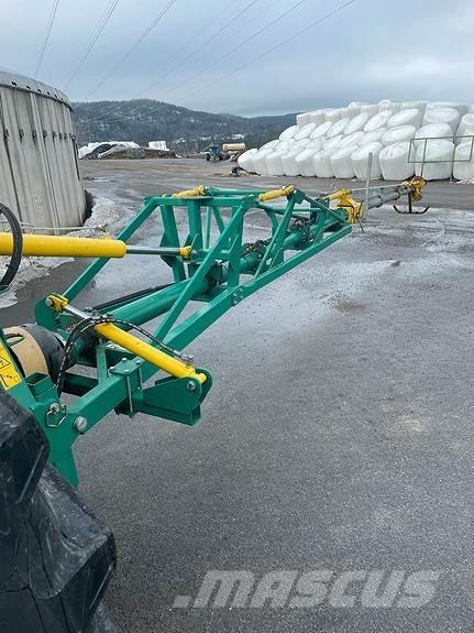  Brand B55-55 Manure spreaders