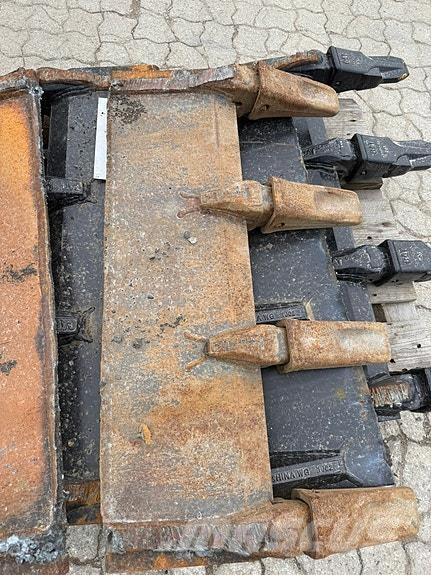 CAT TENNER Farm machinery