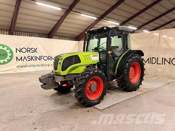 CLAAS Elios 220 Tractors