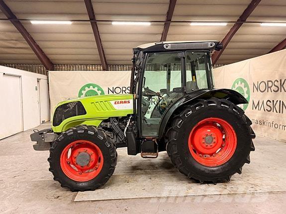 CLAAS Elios 220 Tractors