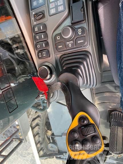 Doosan DX160W-5 Crawler excavators