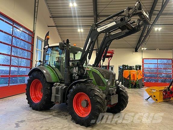 Fendt 516 Vario Tractors