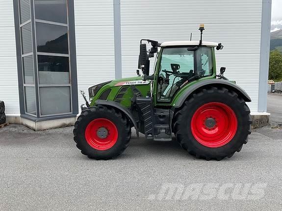 Fendt 718 Tractors