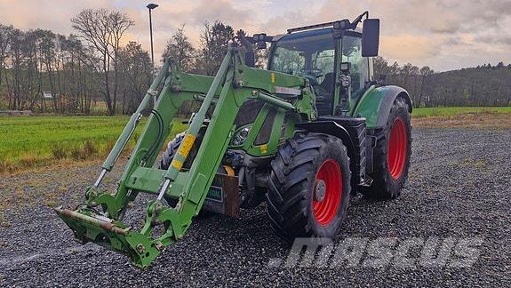 Fendt 724 Vario Tractors