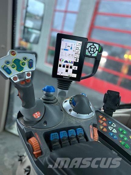 Fendt 930 Vario Tractors