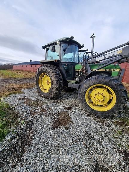 John Deere 2850 Tractors