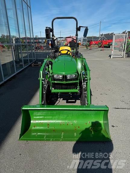 John Deere 3038E Tractors