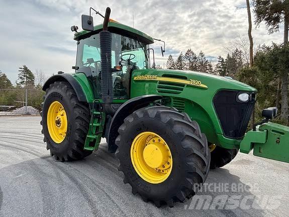 John Deere 7820 Tractors