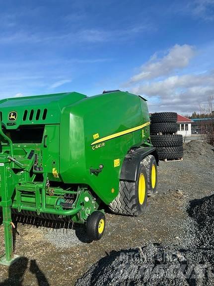 John Deere c441r Round balers
