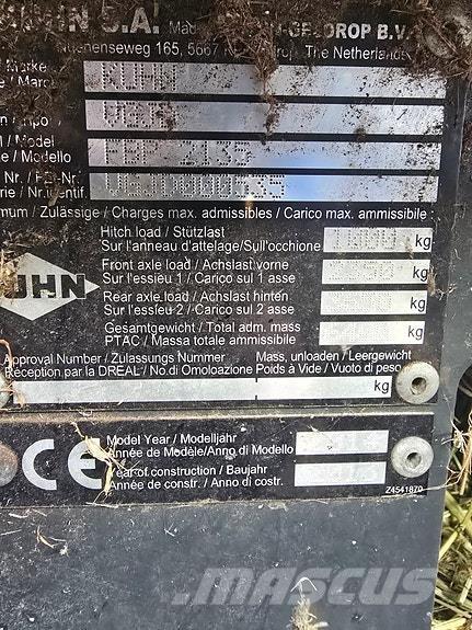 Kuhn FBP 2135 Round balers