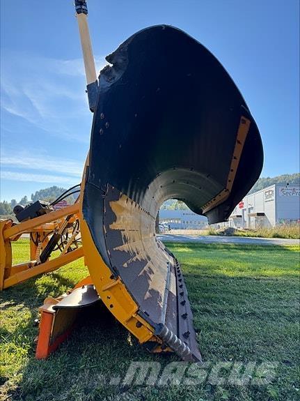 Meiren 2011 Snow blades and plows