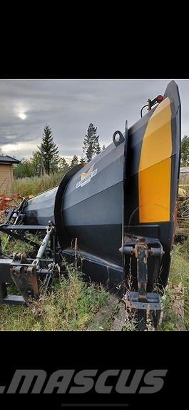  Øveraasen DEH285 Snow blades and plows