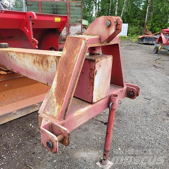 Sami 250 Snow blades and plows