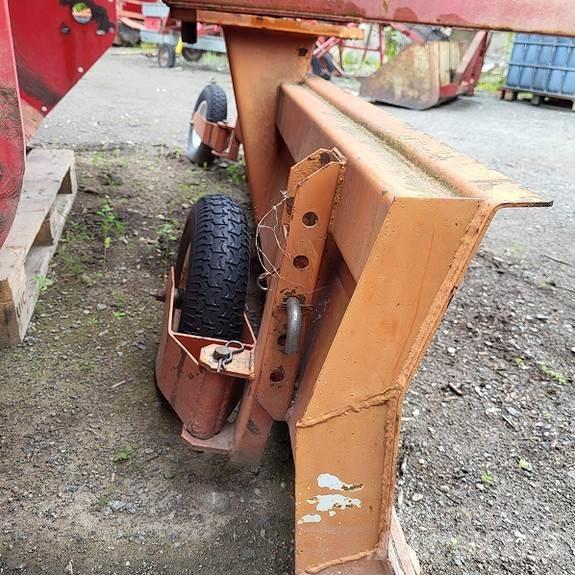 Sami 250 Snow blades and plows