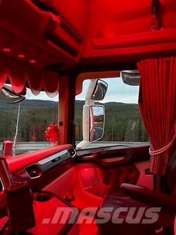 Scania 650 S Box trucks