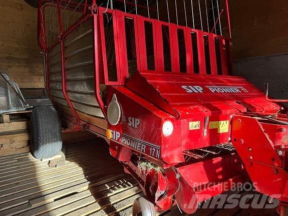 SIP PIONIER 17 Multi-purpose Trailers