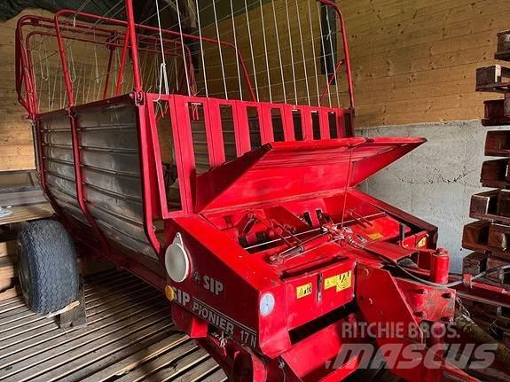 SIP PIONIER 17 Multi-purpose Trailers