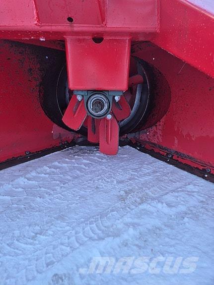 Tokvam  Other road and snow machines