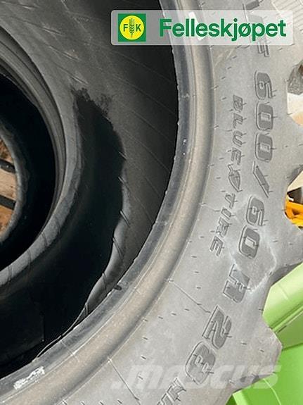 Trelleborg TM1060 Tractors