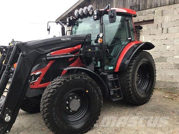 Valtra A115 Tractors