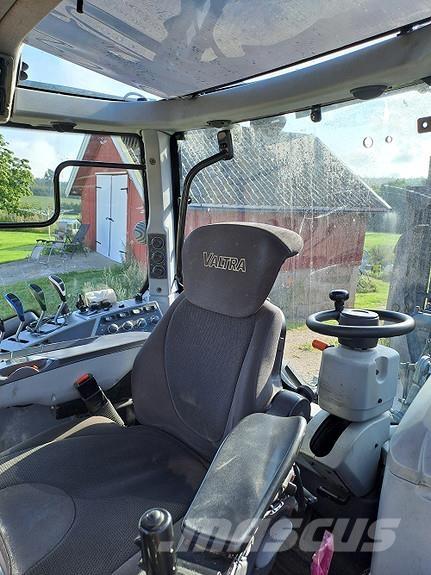 Valtra N154eA Tractors